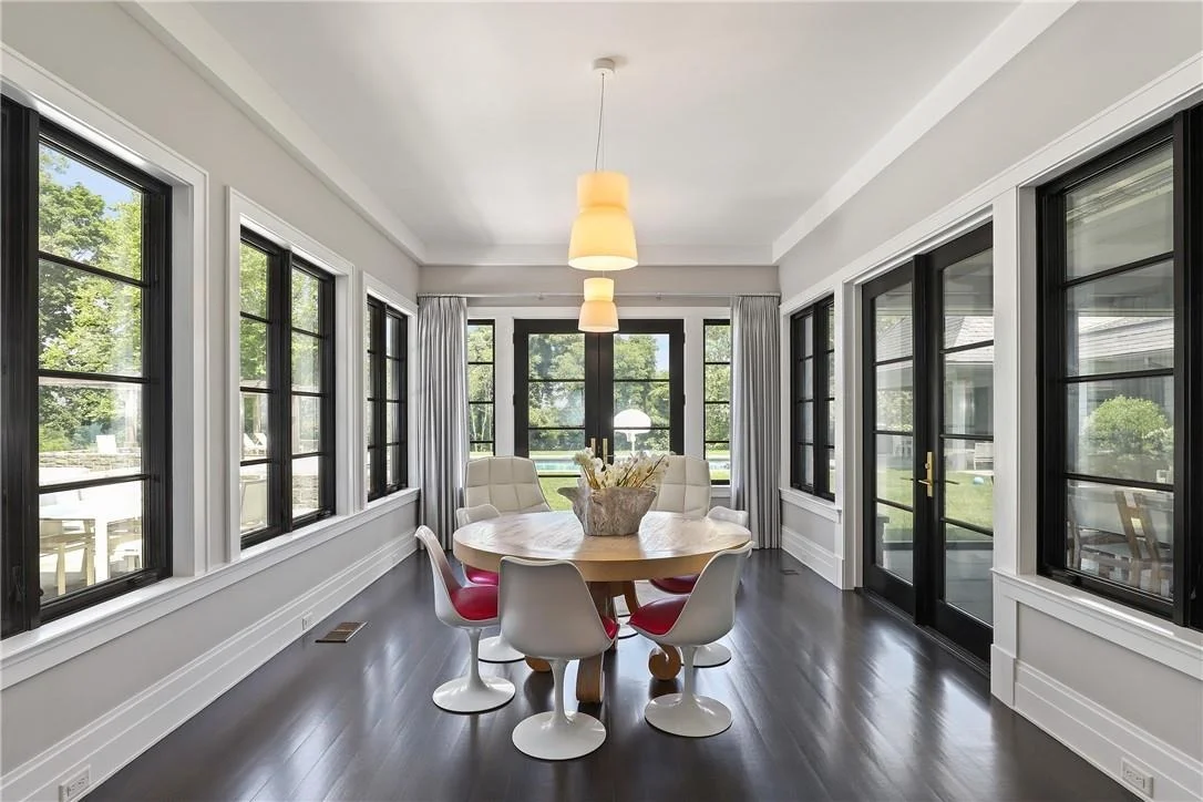 Photo of 3073 Purchase Street