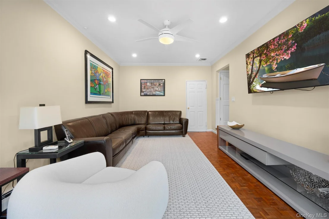 Photo of 8 Cathy Lane