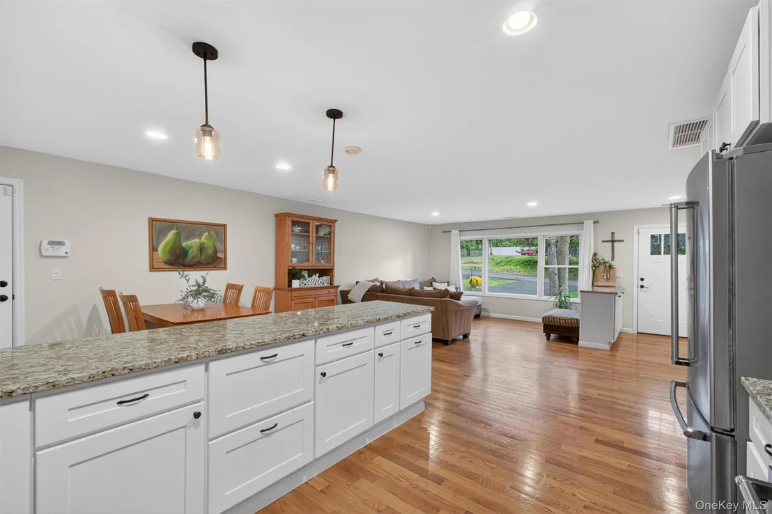 Photo of 19 Scenic Drive