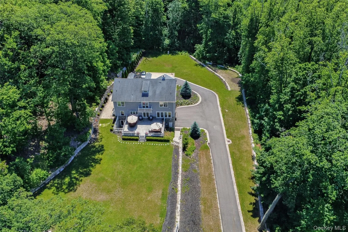 Photo of 261 Harbor Road