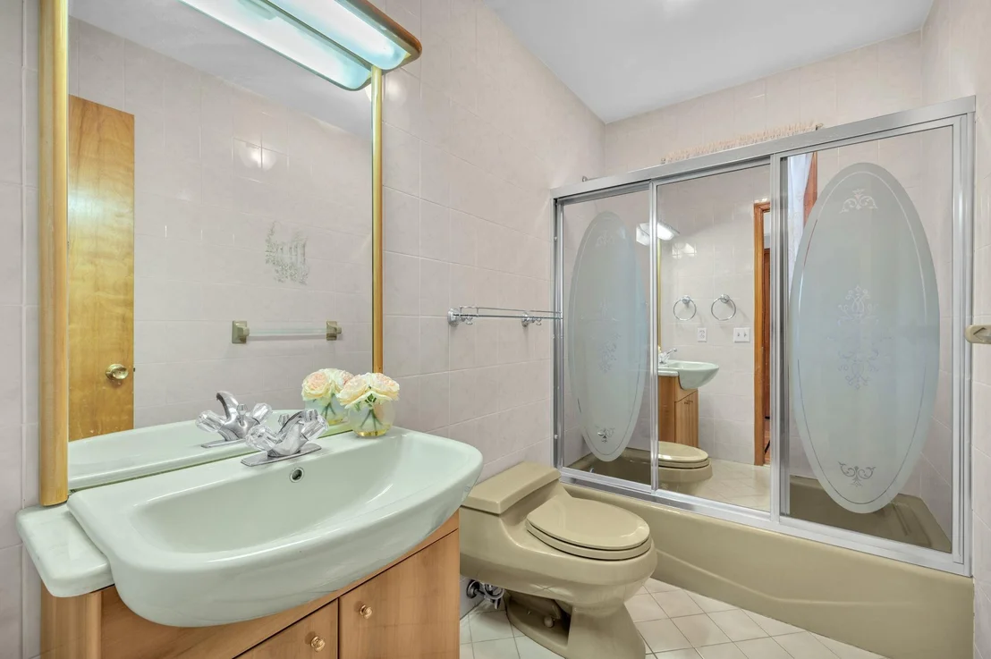 Photo of 187 Minerva Drive