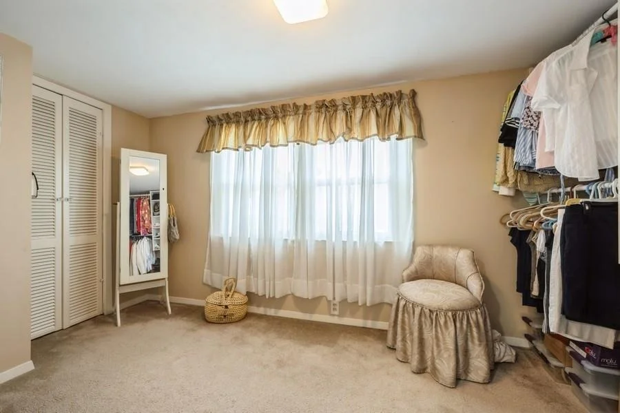 Photo of 1050 Lakeside Place