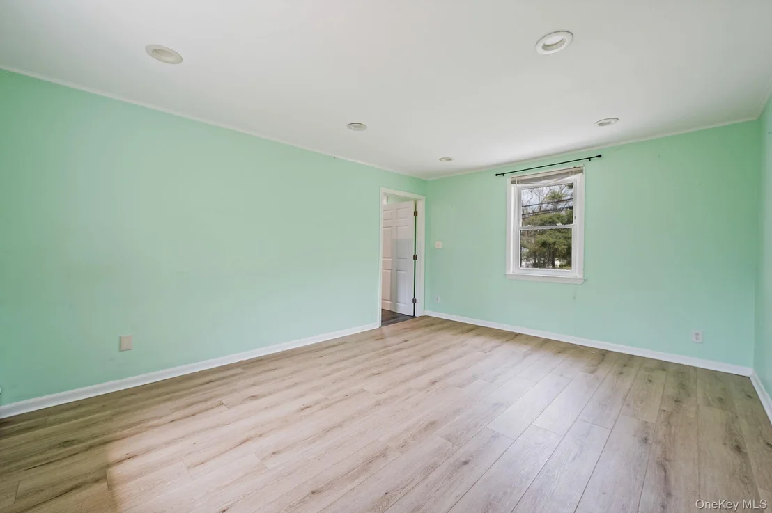 Photo of 317 Centre Avenue