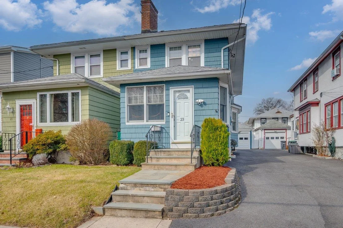 Photo of 23 Third Avenue