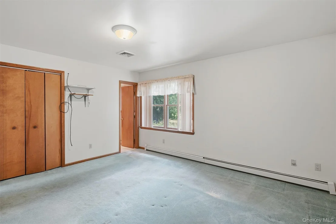 Photo of 122 River Road