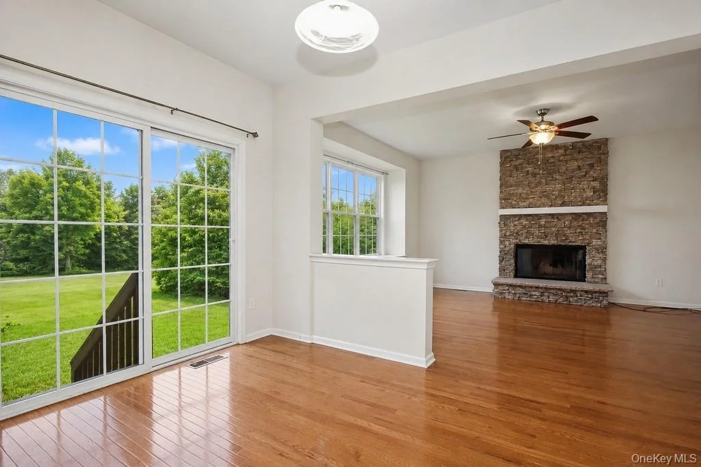 Photo of 427 Vassar Place
