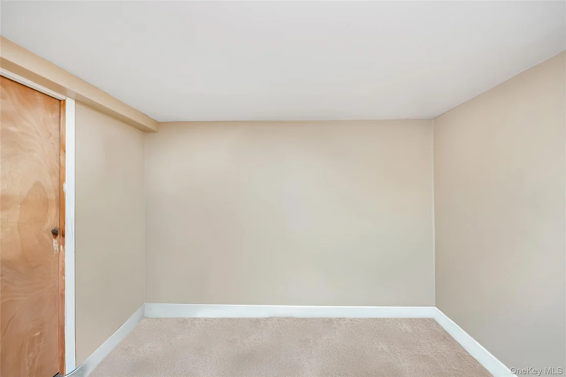 Photo of 242 Islip Boulevard