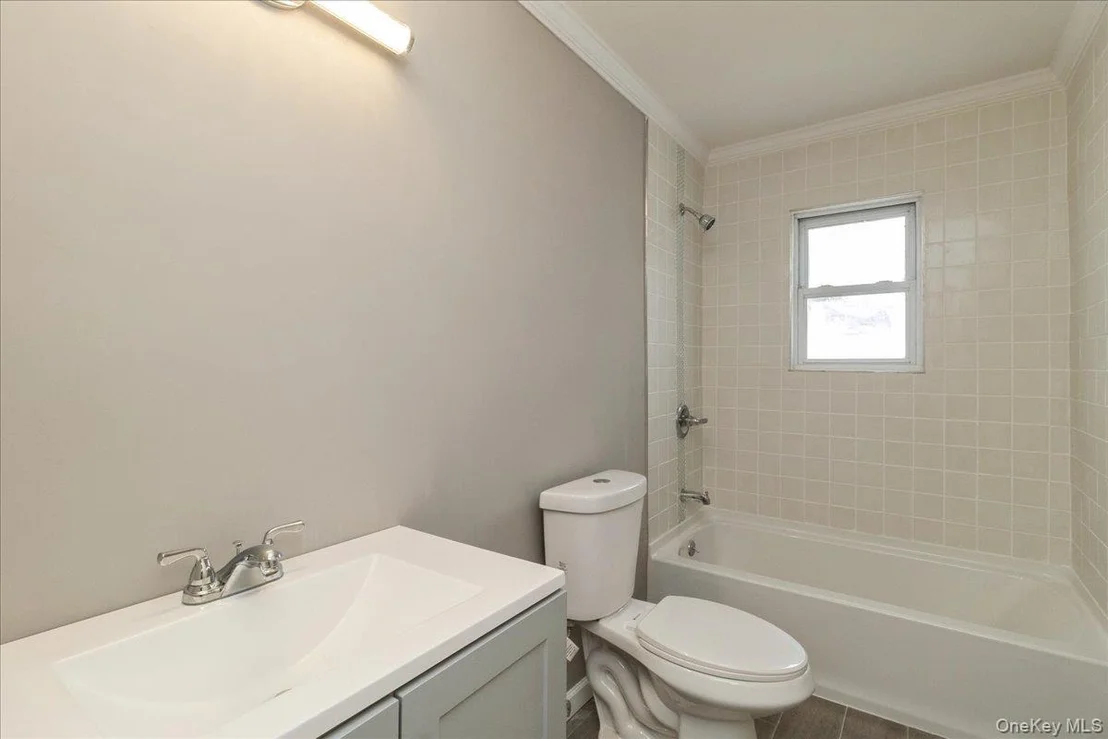 Photo of 509 Hampton Avenue
