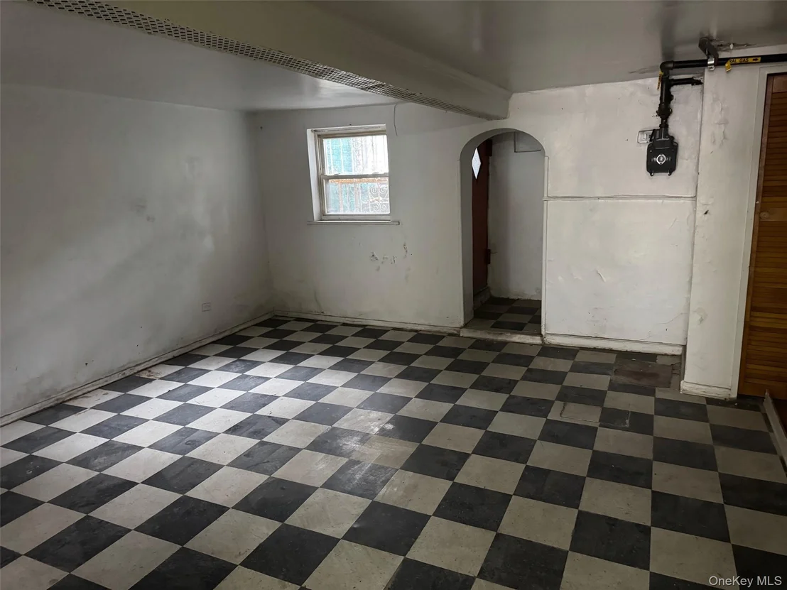 Photo of 1183 Grenada Place