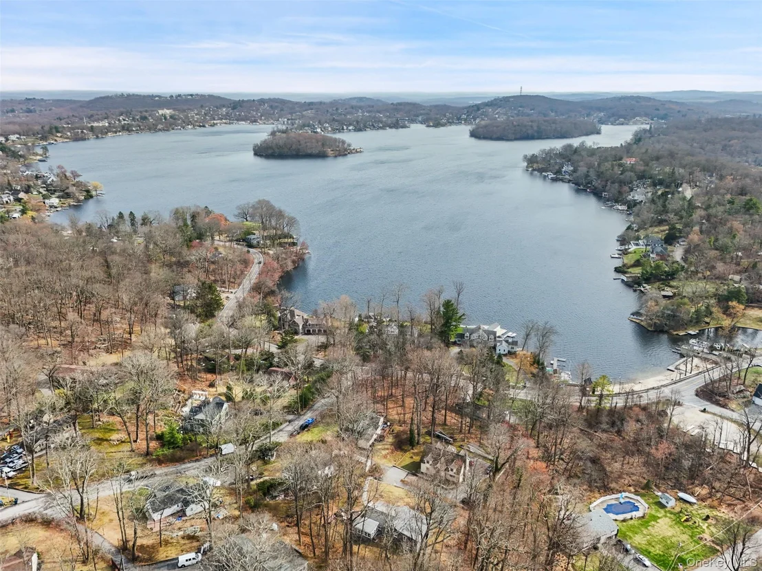 Photo of 11 Split Rock Road