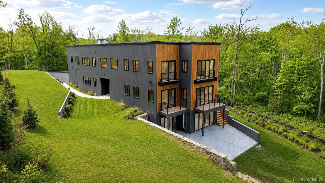 Photo of 41 Mead Road