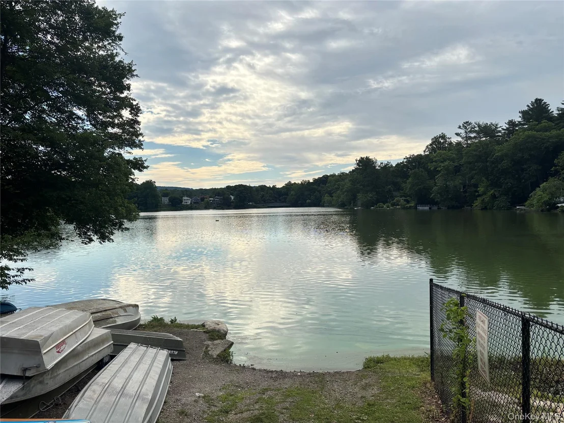 Photo of 214 Walnut Road