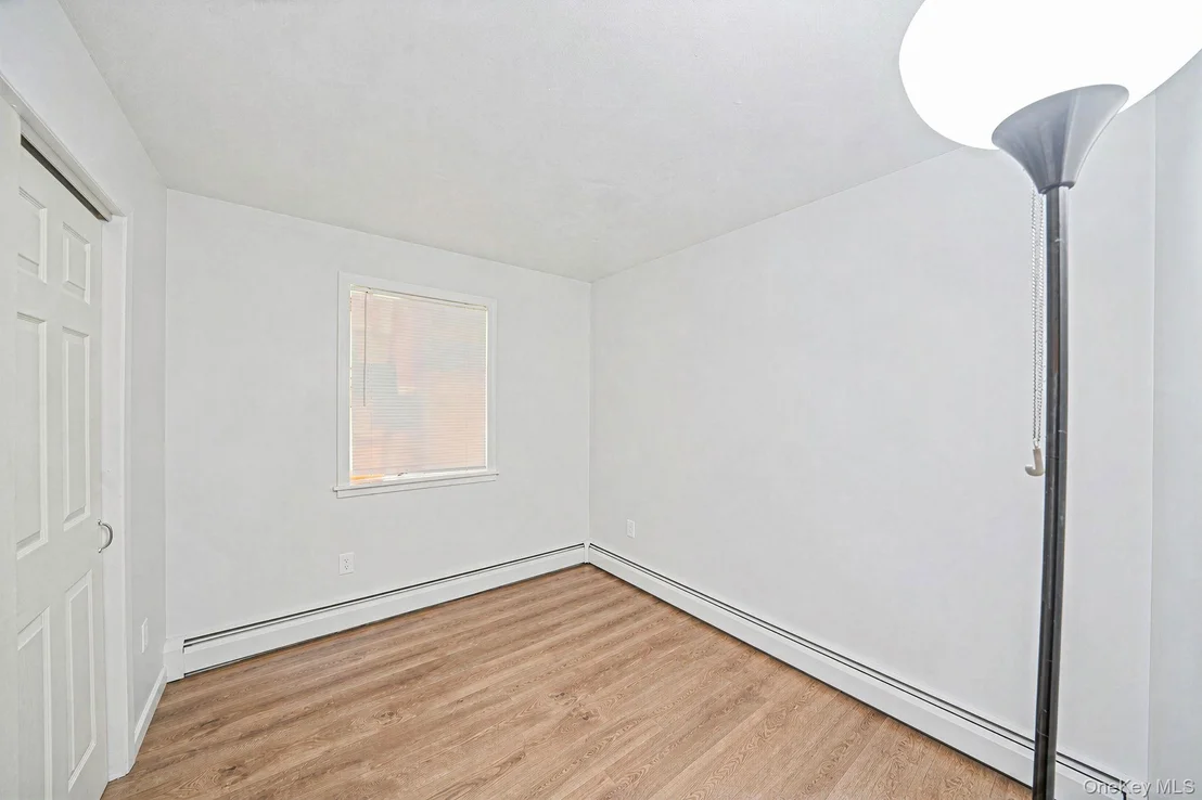 Photo of 43 Wavecrest Drive