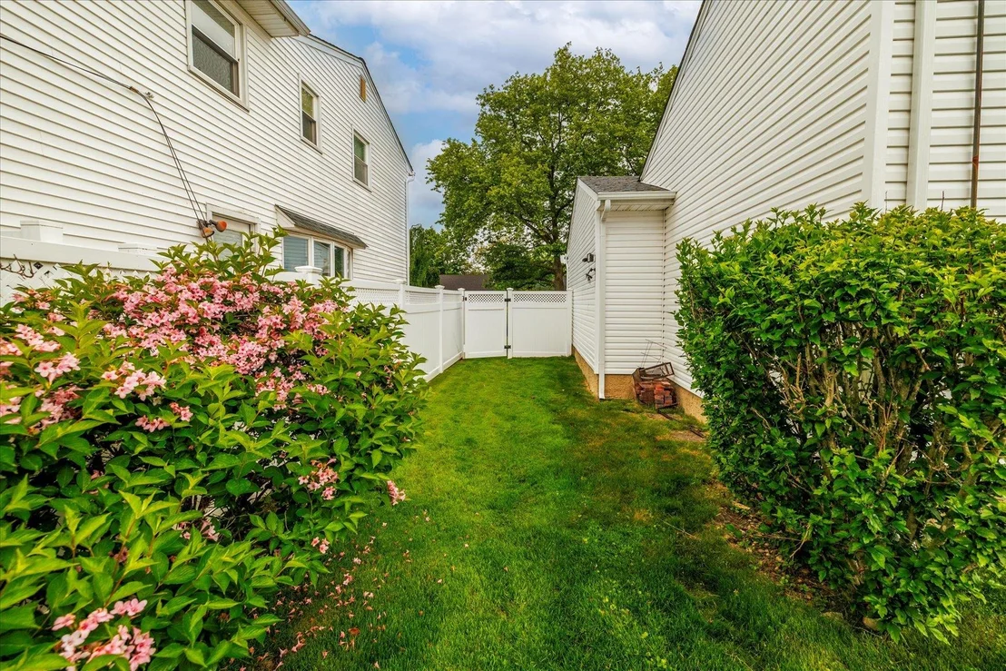 Photo of 444 Derby Road