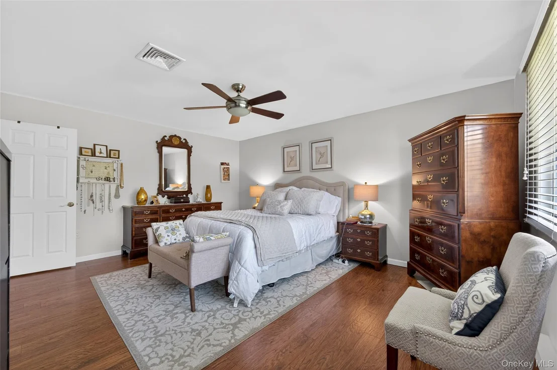 Photo of 70 Krystal Drive