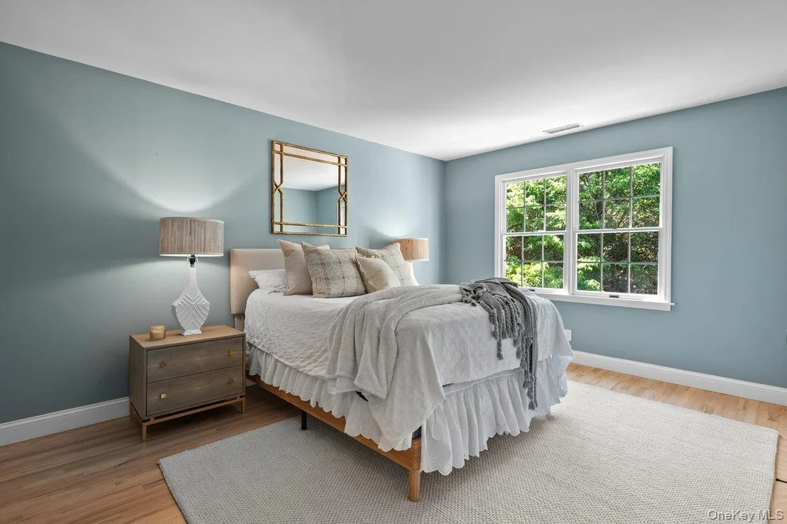Photo of 64 Bradford Avenue