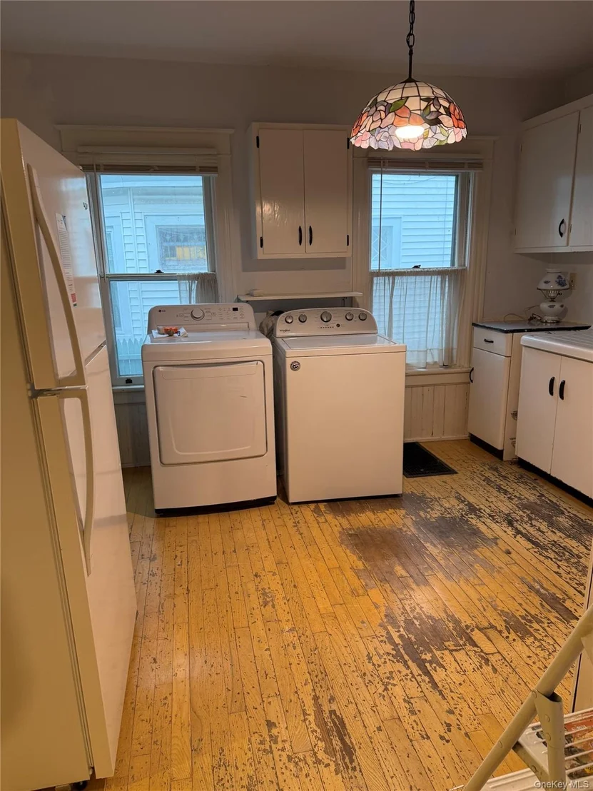 Photo of 19 Lewis Avenue