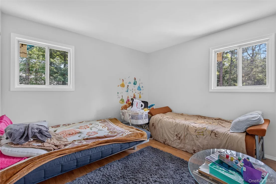 Photo of 108 Maplewood Avenue