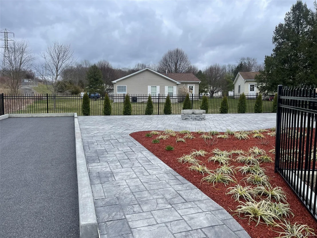 Photo of 10 Orlando Drive