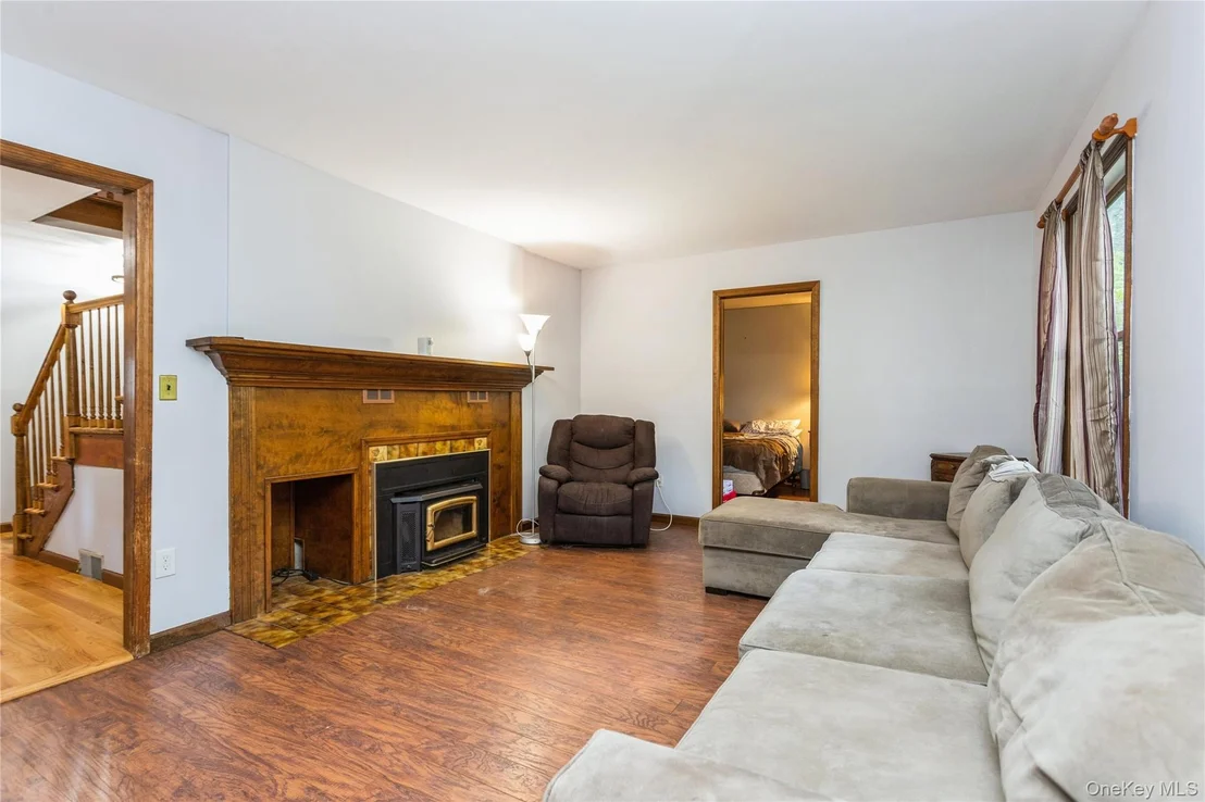 Photo of 324 Garrison Woods Lane