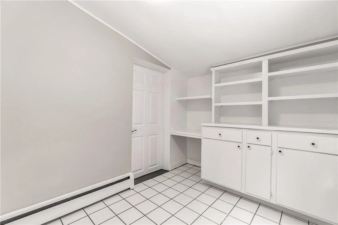 Photo of 6 Batavia Road
