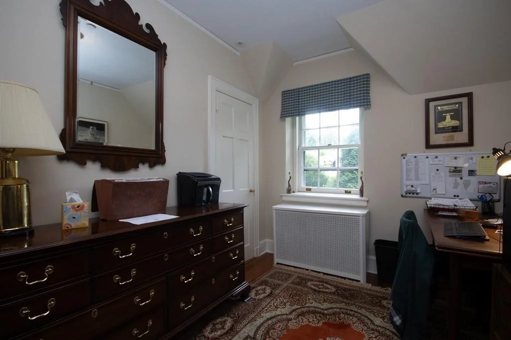 Photo of 3830 Purchase Street