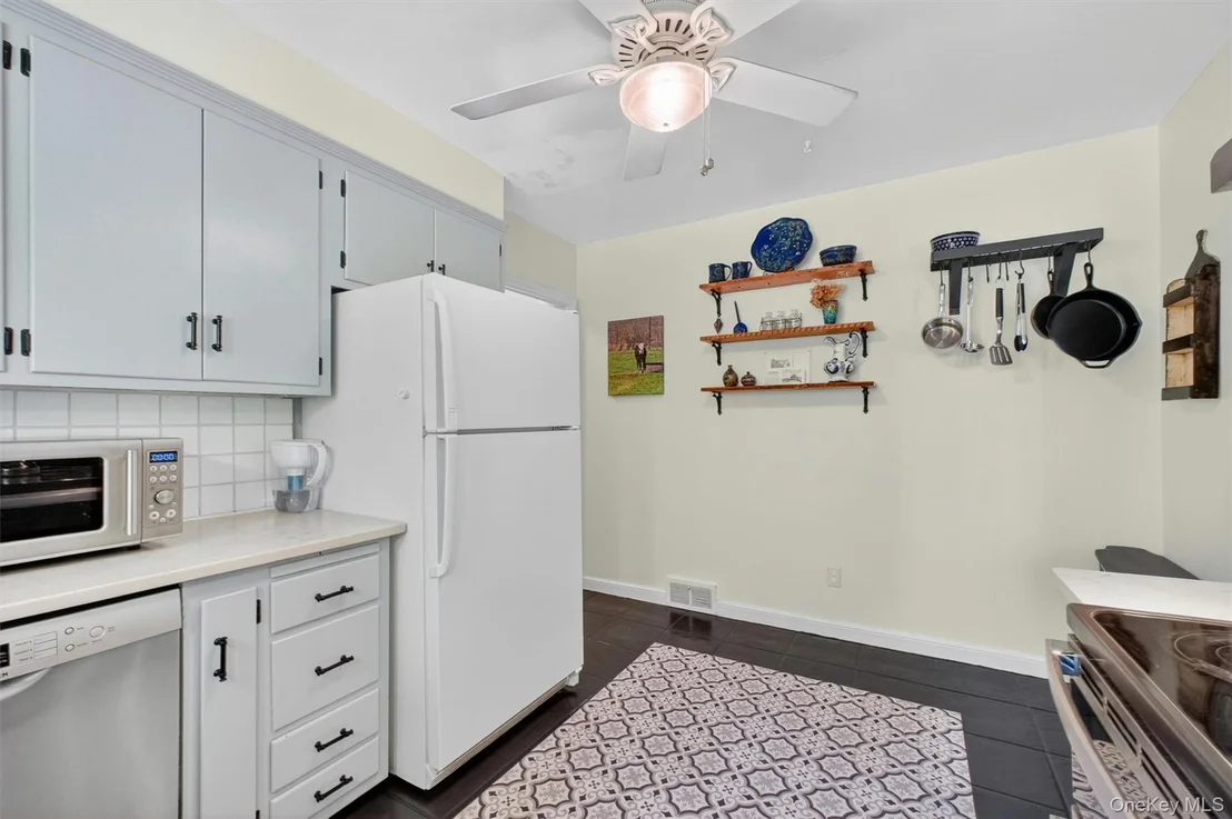 Photo of 194 Wilbur Boulevard