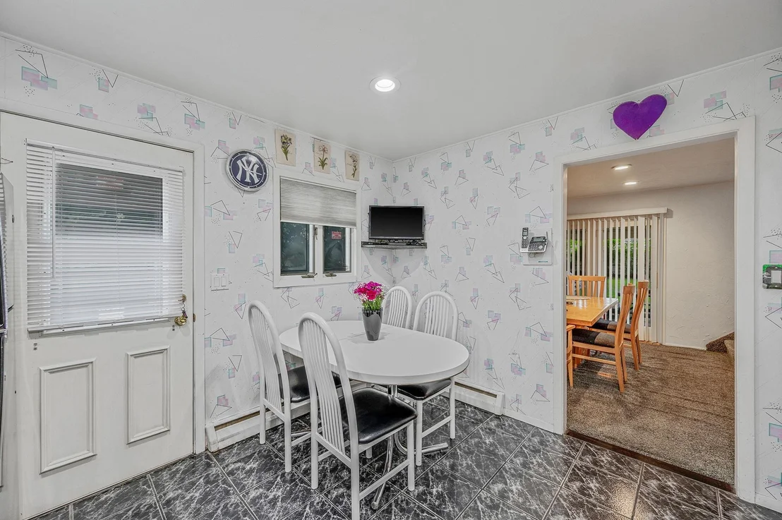 Photo of 3 Clarissa Lane