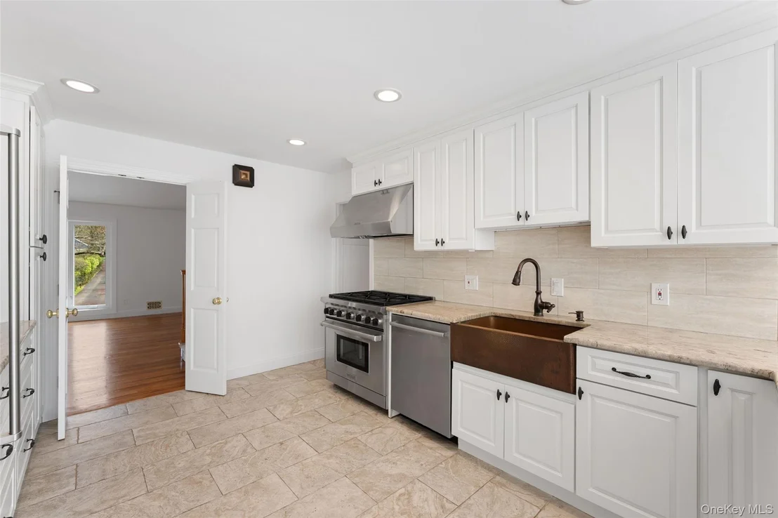 Photo of 10 Cherry Lane