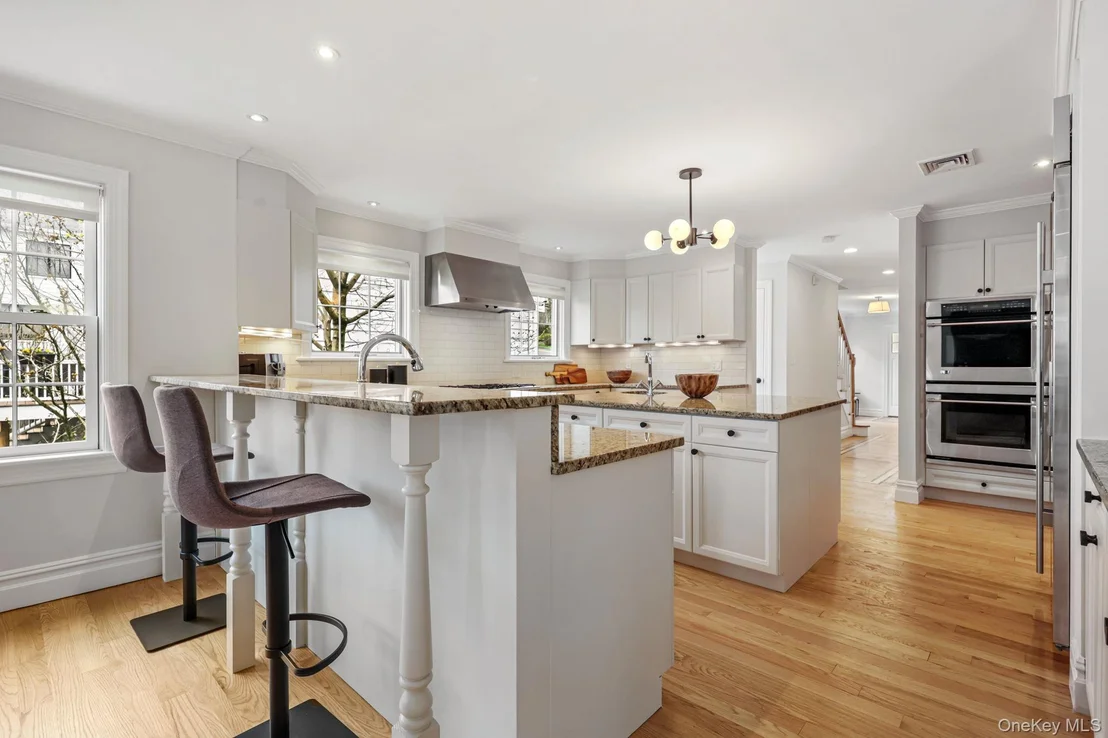 Photo of 146 Boulevard