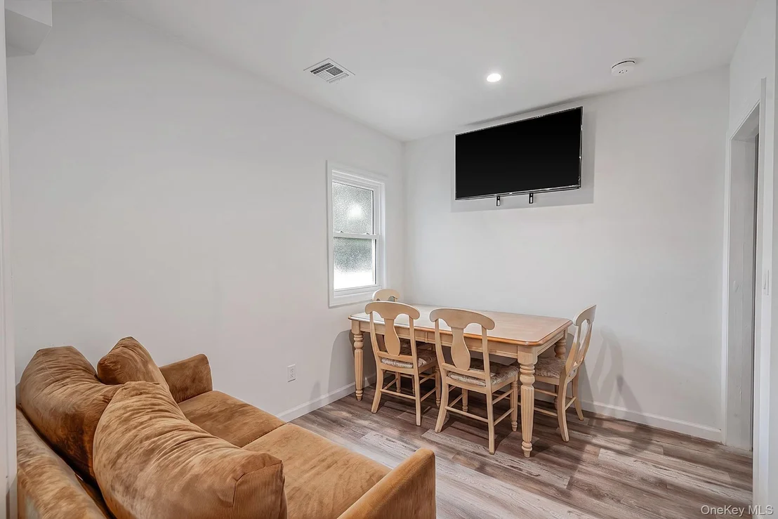 Photo of 48 Hillside Avenue
