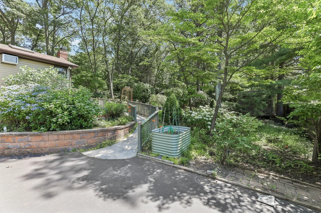 Photo of 65 Winston Drive