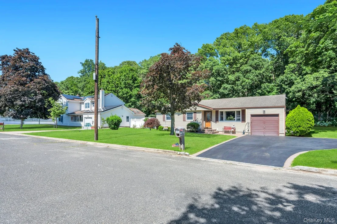 Photo of 25 Walter Drive