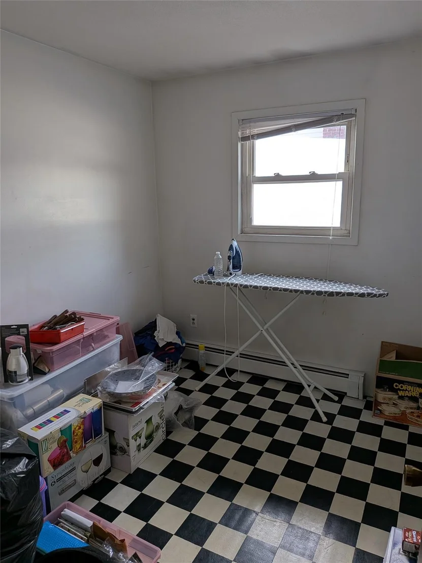 Photo of 185 Ecker Avenue