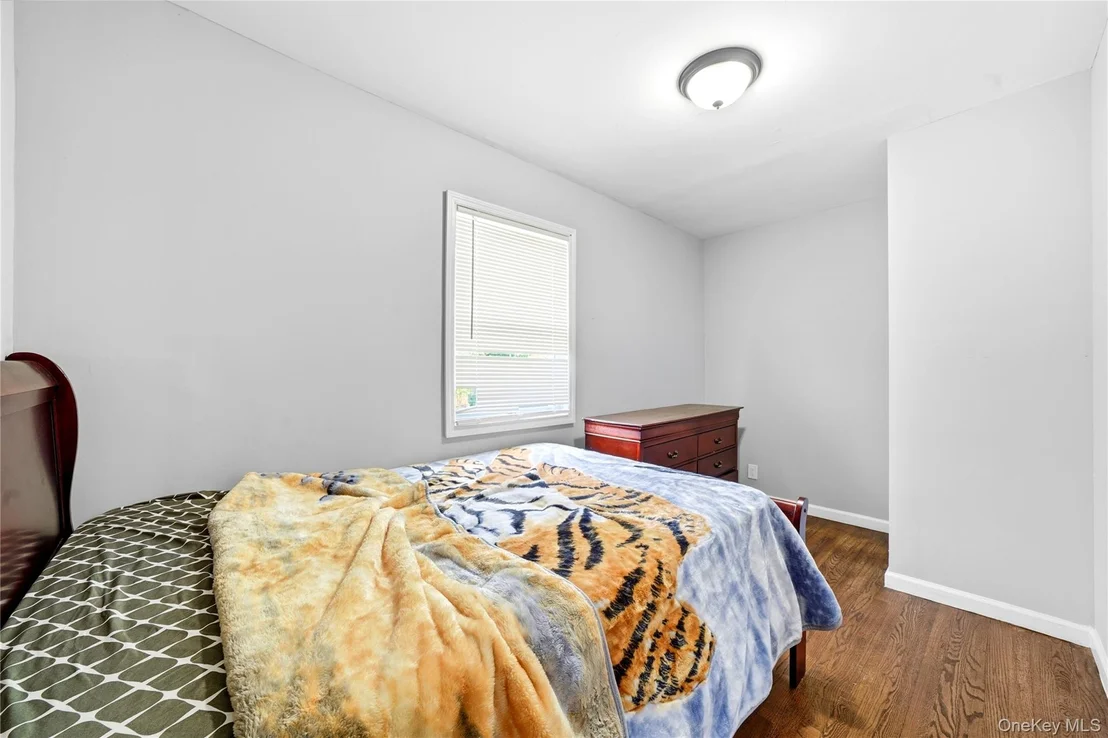 Photo of 949 Taylor Avenue