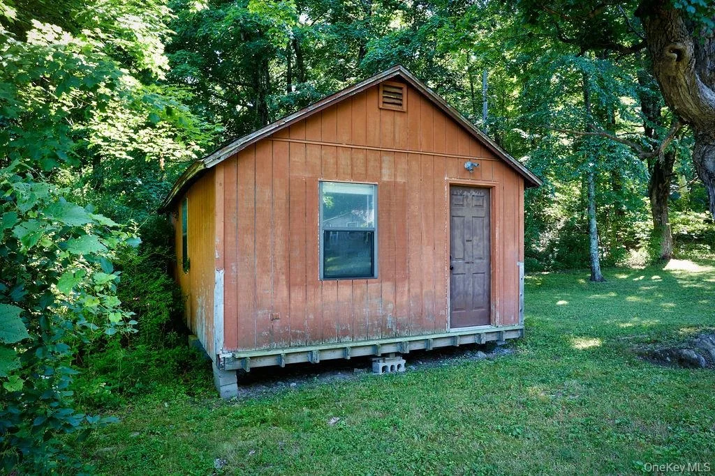 Photo of 10 Dickman Farm Road