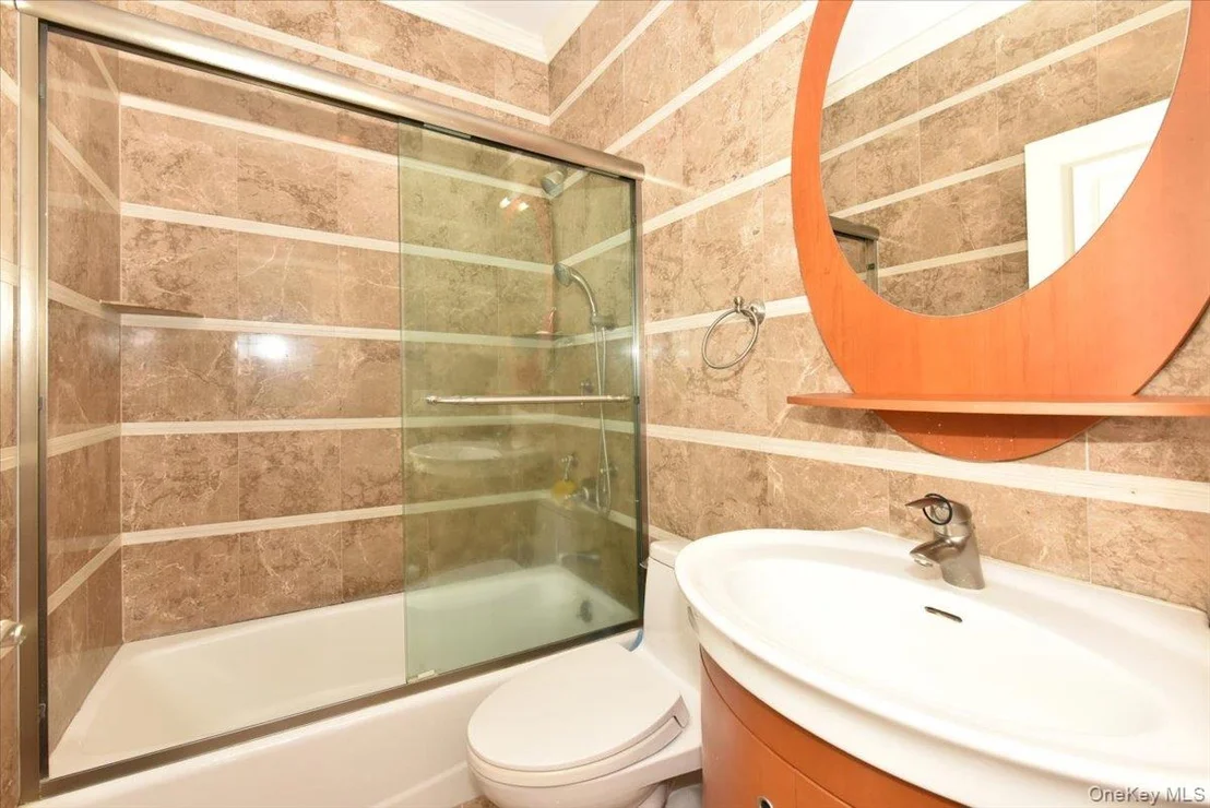Photo of 3510 Riverside Drive