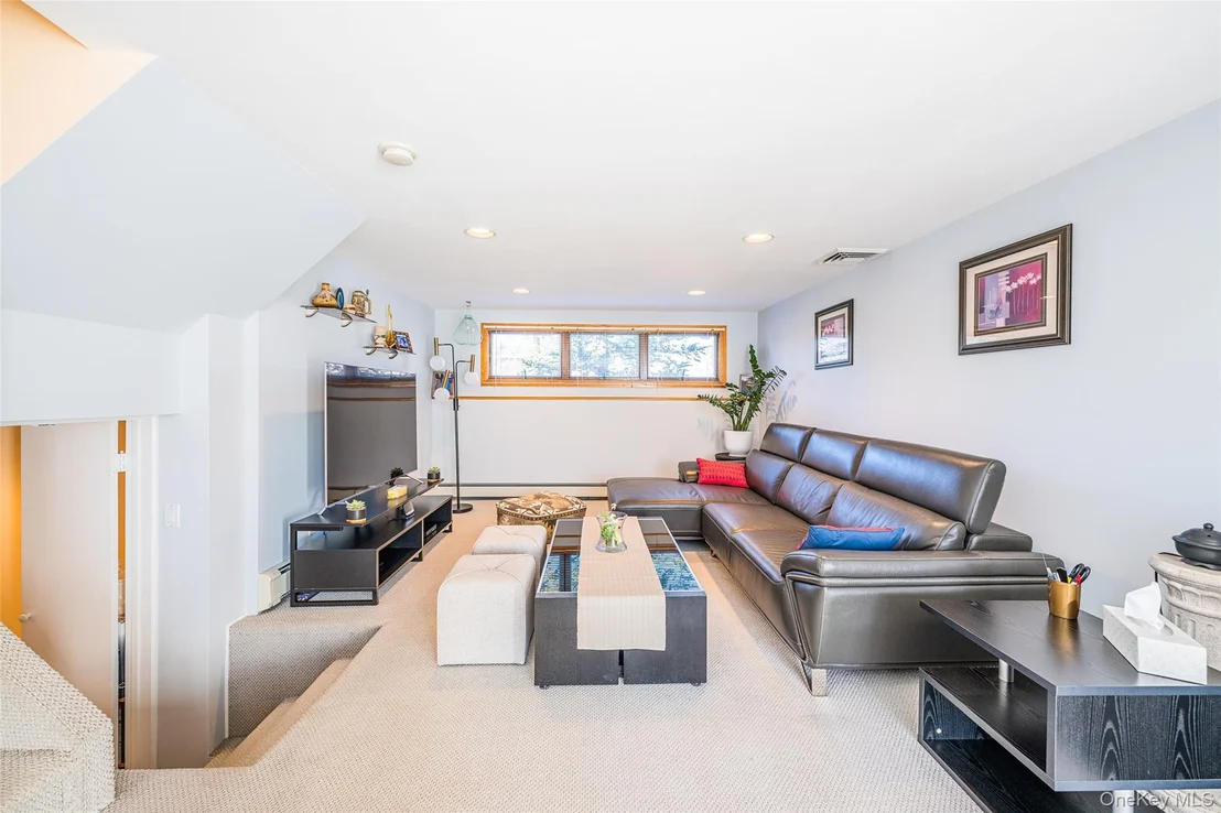 Photo of 192 Birch Drive