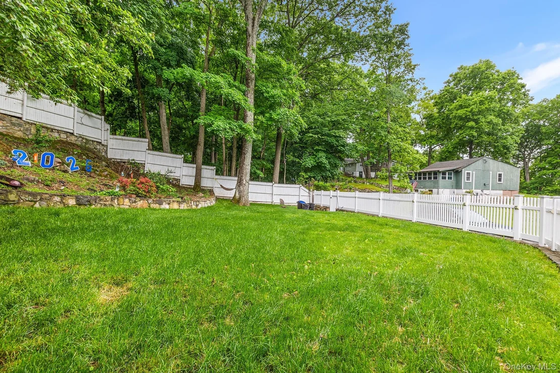 Photo of 11 Forest Place