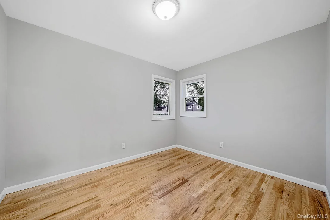 Photo of 34 Hilliard Avenue