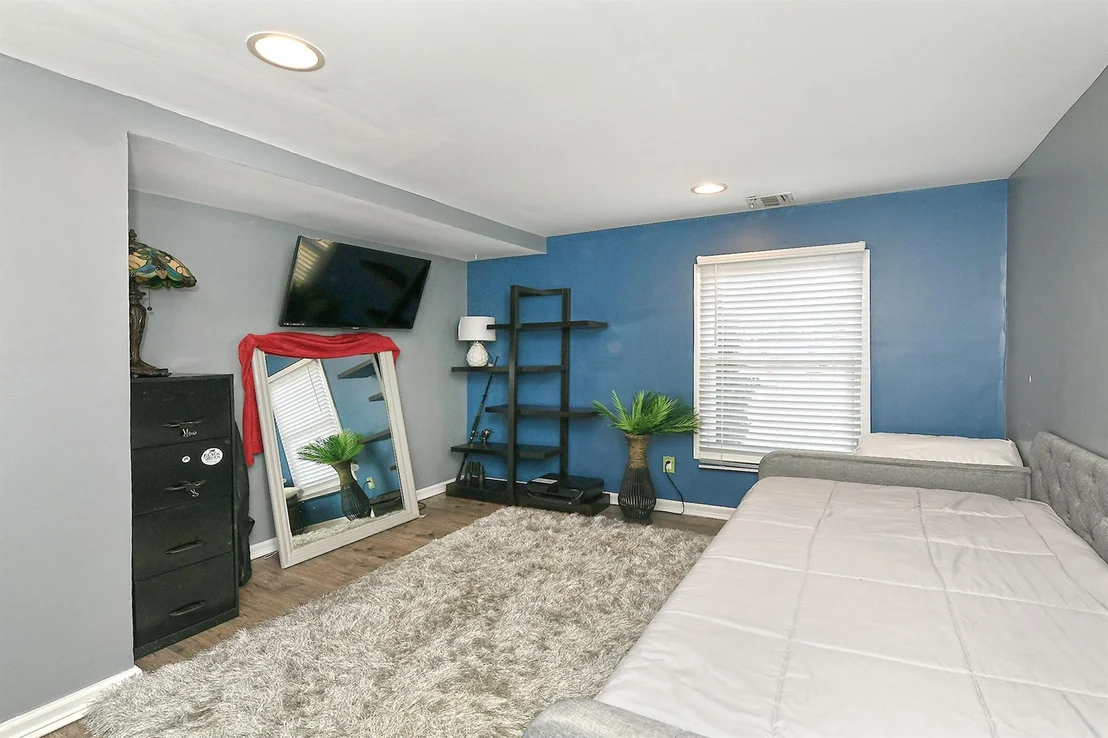 Photo of 7 Redpine Drive