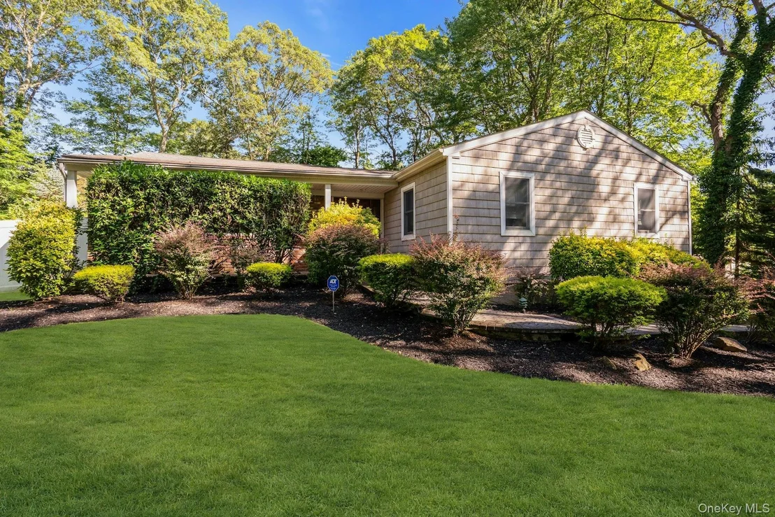 Photo of 48 Randolph Drive