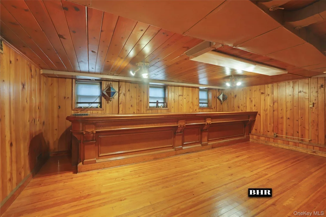 Photo of 272 Exeter Street