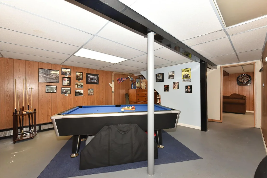 Photo of 195 Maple Avenue
