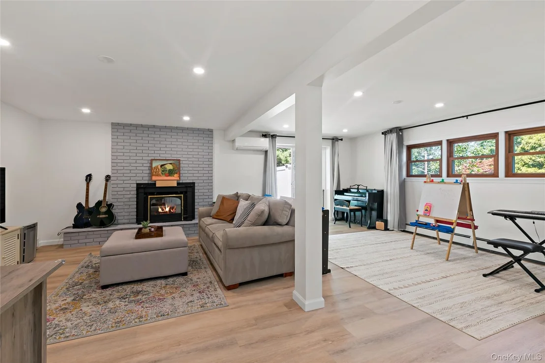 Photo of 4 Cooper Drive