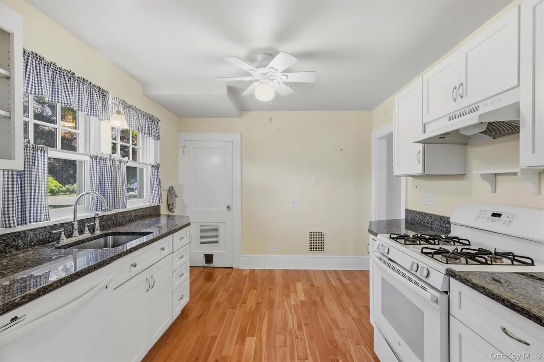 Photo of 14 Spoor Avenue