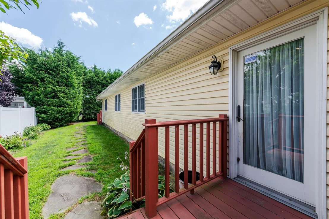 Photo of 3275 Bay Front Drive