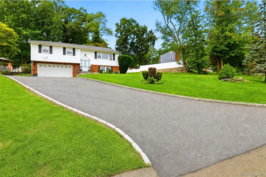Photo of 161 Geymer Drive