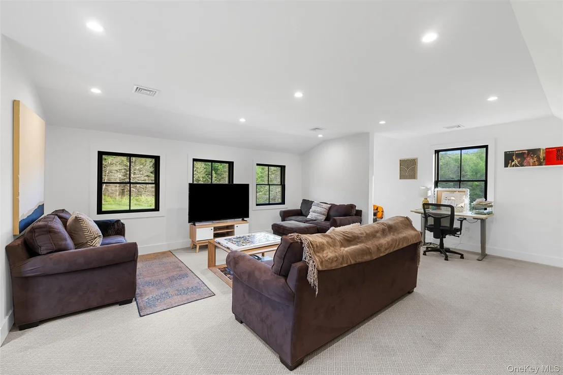 Photo of 36 Spruce Lane