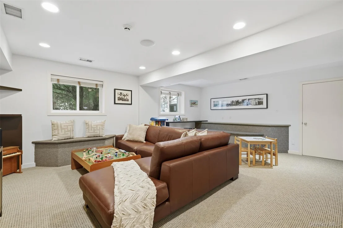 Photo of 10 Oriole Place